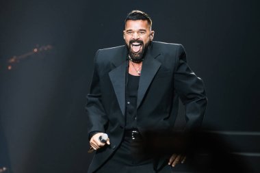 Şarkıcı Ricky Martin 17 Temmuz 2024 'te İspanya' nın Madrid şehrinde WiZink Center 'da bir performans sergiledi..