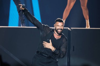 Şarkıcı Ricky Martin 17 Temmuz 2024 'te İspanya' nın Madrid şehrinde WiZink Center 'da bir performans sergiledi..