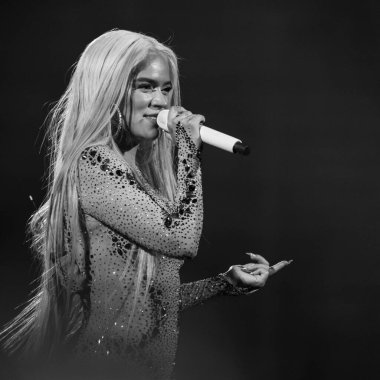 Şarkıcı Karol G, 20 Temmuz 2024 'te İspanya' nın Madrid şehrinde Santiago Bernabeu 'da bir konser verdi.