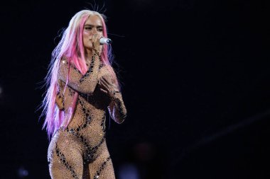 Şarkıcı Karol G, 20 Temmuz 2024 'te İspanya' nın Madrid şehrinde Santiago Bernabeu 'da bir konser verdi.