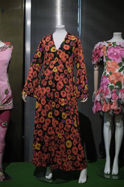 21 Temmuz 2024 'te Madrid' deki Kostüm Müzesi 'nde sergi 