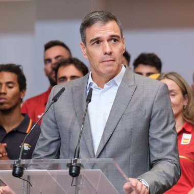 İspanya Başbakanı Pedro Sanchez, 23 Temmuz 2024 'te İspanya' nın Madrid kentindeki Moncloa Kompleksi 'nde Paris 2024 Olimpiyatları' na katılan takımlar için verilen resepsiyon sırasında