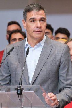 İspanya Başbakanı Pedro Sanchez, 23 Temmuz 2024 'te İspanya' nın Madrid kentindeki Moncloa Kompleksi 'nde Paris 2024 Olimpiyatları' na katılan takımlar için verilen resepsiyon sırasında