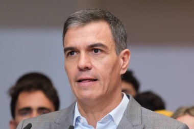 İspanya Başbakanı Pedro Sanchez, 23 Temmuz 2024 'te İspanya' nın Madrid kentindeki Moncloa Kompleksi 'nde Paris 2024 Olimpiyatları' na katılan takımlar için verilen resepsiyon sırasında
