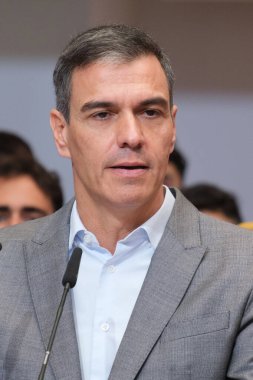 İspanya Başbakanı Pedro Sanchez, 23 Temmuz 2024 'te İspanya' nın Madrid kentindeki Moncloa Kompleksi 'nde Paris 2024 Olimpiyatları' na katılan takımlar için verilen resepsiyon sırasında
