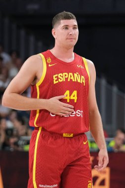 İspanya ve Porto Riko maçlarında İspanya 'dan Xabier Lopez Arostegu, 23 Temmuz 2024' te İspanya 'nın başkenti Madrid' de yapılacak olan WiZink Center 'da yapılacak Paris Olimpiyat Oyunları' na hazırlanıyor.