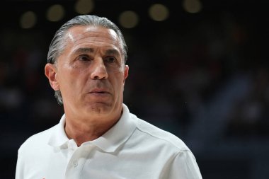 İspanya 'dan Sergio Scariolo, 23 Temmuz 2024' te İspanya 'nın başkenti Madrid' de yapılacak olan Paris Olimpiyat Oyunları 'na hazırlanmak üzere İspanya ve Porto Riko maçında