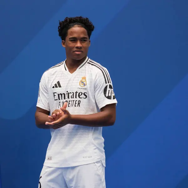 stock image Endrick Felipe Moreira de Sousa during his presentation as a new Real Madrid player at Estadio Santiago Bernabeu on July 27, 2024 in Madrid, Spain