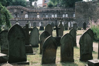 Brookfield Mezarlığı, Birleşik Krallık 'ta 5 Ağustos 2024' te Birmingham 'da 1847 yılına dayanan bir mezarlık.