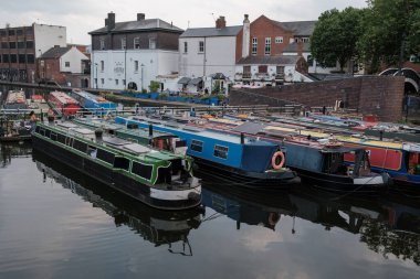 Birmingham 'ın Endüstriyel kullanım için inşa edilmiş 1773 kanalı Havzası, Birmingham, 7 Ağustos 2024, Birleşik Krallık