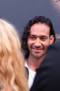 Ismael Cruz Cordova ve Maxim Baldry 