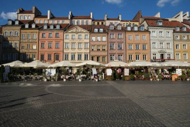 Varşova 'nın tarihi merkezindeki Eski Şehir Manzarası, 21 Ağustos 2024 Polonya