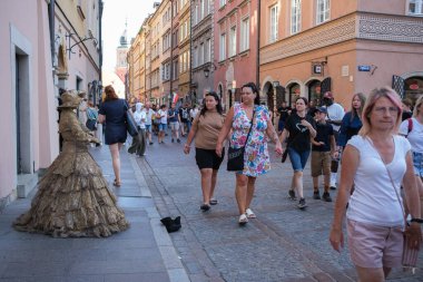 Varşova 'nın tarihi merkezindeki Eski Şehir Manzarası, 21 Ağustos 2024 Polonya