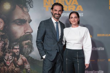 Andrea Duro, İspanya 'nın Madrid şehrinde 3 Eylül 2024 tarihinde Cine Palacio de la Prensa' daki 'Nueva Tierra' prömiyerine katılır..
