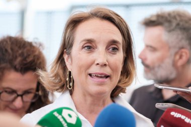 PP Genel Sekreteri Cuca Gamarra, 4 Eylül 2024 'te İspanya' nın Madrid kentinde bulunan PP 'nin ulusal karargahına basın açıklaması yapmak için geldi..