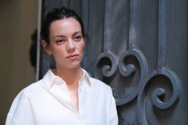 Vicky Luengo İspanya 'yı temsil etmek için seçilen üç filmi 4 Eylül 2024 tarihinde İspanya' nın Madrid şehrinde bulunan Resim Akademisi 'nde duyurdu.. 