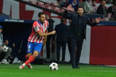 UEFA Şampiyonlar Ligi Faz MD1 karşılaşmasında Atletico de Madrid 'den Pablo Simeone ve Estadio Metropolitano' dan RB Leipzig 19 Eylül 2024 'te İspanya' nın Madrid kentinde oynanan karşılaşmada