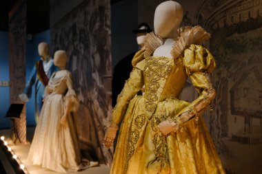 LA ZARZUELA 'nın sergisi, Los Angeles ZARZUELA' nın lirik gösterisinin dönüşümü, Viila Kültür Merkezi, 22 Eylül 2024, İspanya