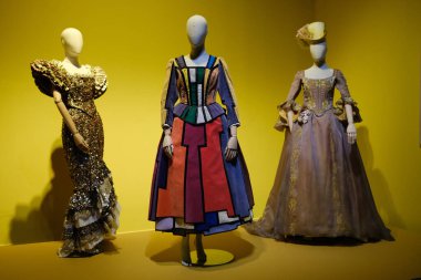 LA ZARZUELA 'nın sergisi, Los Angeles ZARZUELA' nın lirik gösterisinin dönüşümü, Viila Kültür Merkezi, 22 Eylül 2024, İspanya