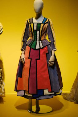 LA ZARZUELA 'nın sergisi, Los Angeles ZARZUELA' nın lirik gösterisinin dönüşümü, Viila Kültür Merkezi, 22 Eylül 2024, İspanya