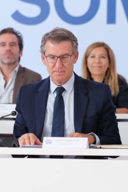 Halk Partisi Başkanı Alberto Nuez Feijoo, 23 Eylül 2024 tarihinde İspanya 'nın başkenti Madrid' deki Eurobuldon Otel 'de PP Ulusal Yürütme Komitesi toplantısında.