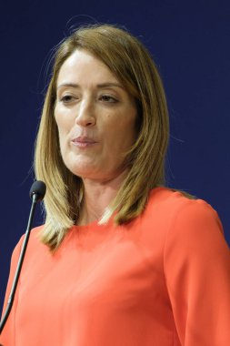 Parlamento Başkanı Roberta Metsolao FAES Kampüsü sırasında 26 Eylül 2024 tarihinde İspanya 'da bulunan Hotel Petit Palace Savoy Alfonso XII' de