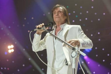 Şarkıcı Roberto Carlos, 26 Eylül 2024 'te İspanya' nın Madrid şehrindeki Wizink Center 'da bir konserde sahne alır..