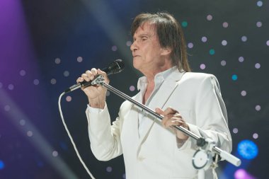 Şarkıcı Roberto Carlos, 26 Eylül 2024 'te İspanya' nın Madrid şehrindeki Wizink Center 'da bir konserde sahne alır..