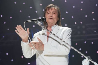 Şarkıcı Roberto Carlos, 26 Eylül 2024 'te İspanya' nın Madrid şehrindeki Wizink Center 'da bir konserde sahne alır..