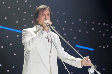 Şarkıcı Roberto Carlos, 26 Eylül 2024 'te İspanya' nın Madrid şehrindeki Wizink Center 'da bir konserde sahne alır..
