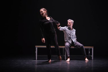 Berlin Dansçıları CAST Woyzeck 'i Madrid' deki Theatro del Canal 'da sunar. 3 Ekim 2024 İspanya