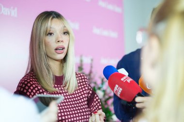 Alejandra Rubio, Jean Louis David ile yenilendiğini 10 Ekim 2024 tarihinde İspanya 'nın Madrid kentinde duyurur.. 