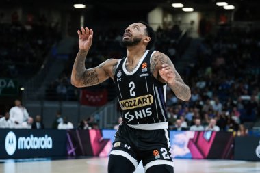 Real Madrid ile Partizan Belgrad arasında oynanan EuroLeague karşılaşmasında Partizan Mozzart Bet Belgrad takımından Carlik Jones, 10 Ekim 2024 tarihinde İspanya 'da WiZink Center' da oynanan karşılaşmada