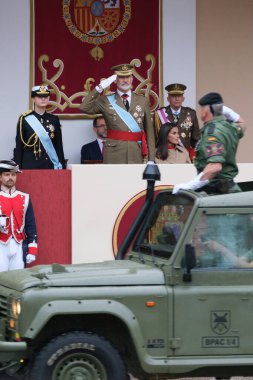 İspanya Veliaht Prensesi Leonor, İspanya Kralı VI. Felipe ve İspanya Kraliçesi Letizia 12 Ekim 2024 tarihinde İspanya 'nın Madrid kentinde düzenlenen Ulusal Gün Askeri Yürüyüşüne katıldılar.