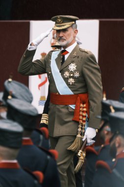 İspanya Kralı VI. Felipe 12 Ekim 2024 tarihinde İspanya 'nın Madrid kentinde düzenlenen Ulusal Gün Askeri Geçit Töreni' ne katıldı.