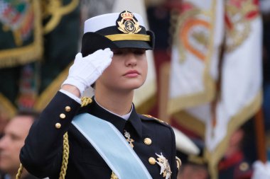 İspanya Veliaht Prensesi Leonor 12 Ekim 2024 tarihinde İspanya 'nın Madrid kentinde düzenlenen Ulusal Gün Askeri Yürüyüşüne katıldı.