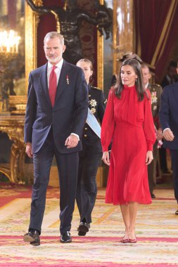 İspanya Veliaht Prensesi Leonor, İspanya Kralı Felipe ve İspanya Kraliçesi Letizia 12 Ekim 2024 tarihinde İspanya 'nın Madrid kentinde düzenlenen resepsiyona katıldılar.. 