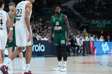 17 Ekim 2024 tarihinde Madrid 'de oynanan ve Real Madrid ile Panathinaikos Atina arasında oynanan Türk Hava Yolları EuroLeague olağan karşılaşmasında Panathinaikos takımından Mathias Lessort (Panathinaikos)