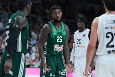 17 Ekim 2024 tarihinde Madrid 'de oynanan ve Real Madrid ile Panathinaikos Atina arasında oynanan Türk Hava Yolları EuroLeague olağan karşılaşmasında Panathinaikos takımından Mathias Lessort (Panathinaikos)