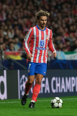 Antoine Griezmann UEFA Şampiyonlar Ligi maçında Atletico de Madrid ve LOSC Lille arasında 23 Ekim 2024 'te Madrid, İspanya' da oynanan stadyumda maç yapmaktadır..