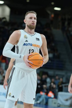 Real Madrid 'den Dzanan Musa ACB Liga Endesa Basketbol maçı sırasında Real Madrid ve Basquet Manresa arasında 27 Ekim 2024 tarihinde İspanya' da WiZink Center 'da oynanmıştır.