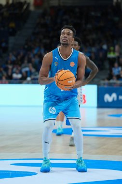 Movistar Estudiantes ve Zamora, Madrid 'deki Wizink Center' da ACB Basketbol Ligi 'nde oynadı. 24 Ekim 2024 İspanya