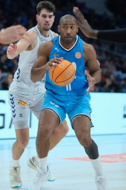 Movistar Estudiantes ve Zamora, Madrid 'deki Wizink Center' da ACB Basketbol Ligi 'nde oynadı. 24 Ekim 2024 İspanya