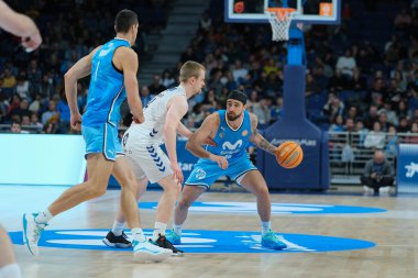 Movistar Estudiantes ve Zamora, Madrid 'deki Wizink Center' da ACB Basketbol Ligi 'nde oynadı. 24 Ekim 2024 İspanya