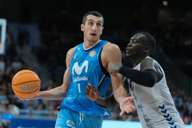 Movistar Estudiantes ve Zamora, Madrid 'deki Wizink Center' da ACB Basketbol Ligi 'nde oynadı. 24 Ekim 2024 İspanya