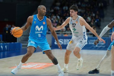 Movistar Estudiantes ve Zamora, Madrid 'deki Wizink Center' da ACB Basketbol Ligi 'nde oynadı. 24 Ekim 2024 İspanya