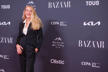 Jerry Hall, Madrid 'de 28 Ekim 2024' te Callao sinemasında yılın en iyi kadın fotoğrafçısı ödülüne katılır.