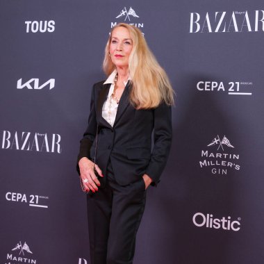 Jerry Hall, Madrid 'de 28 Ekim 2024' te Callao sinemasında yılın en iyi kadın fotoğrafçısı ödülüne katılır.