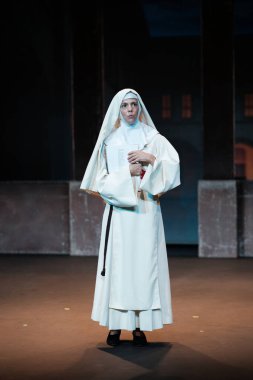 Aktris Manuela Velasco, 30 Ekim 2024 'te İspanya' nın Madrid kentindeki Fernan Gomez Tiyatrosu 'nda sahne alan Don Juan Tenorio' da sahne alacak.