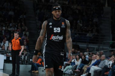 Virtus Segafredo Bologna 'dan Rayjon Tucker 12 Kasım 2024 tarihinde İspanya' nın başkenti Madrid 'de oynanan ve Real Madrid ile Bologna arasında oynanan 9.